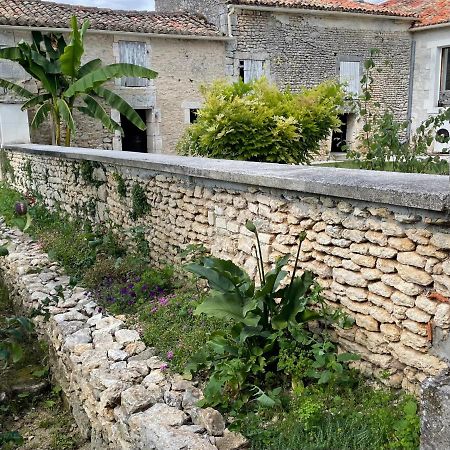 Le Maine N 5 - Fleac Angouleme - Suite Tilleul Kültér fotó